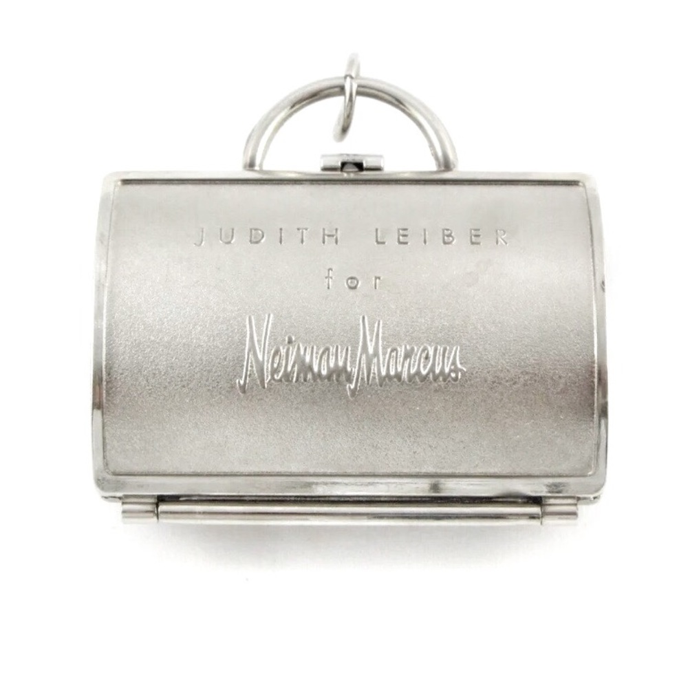 💯 Auth JUDITH LEIBER Pill Box Keychain - Picture 5 of 6